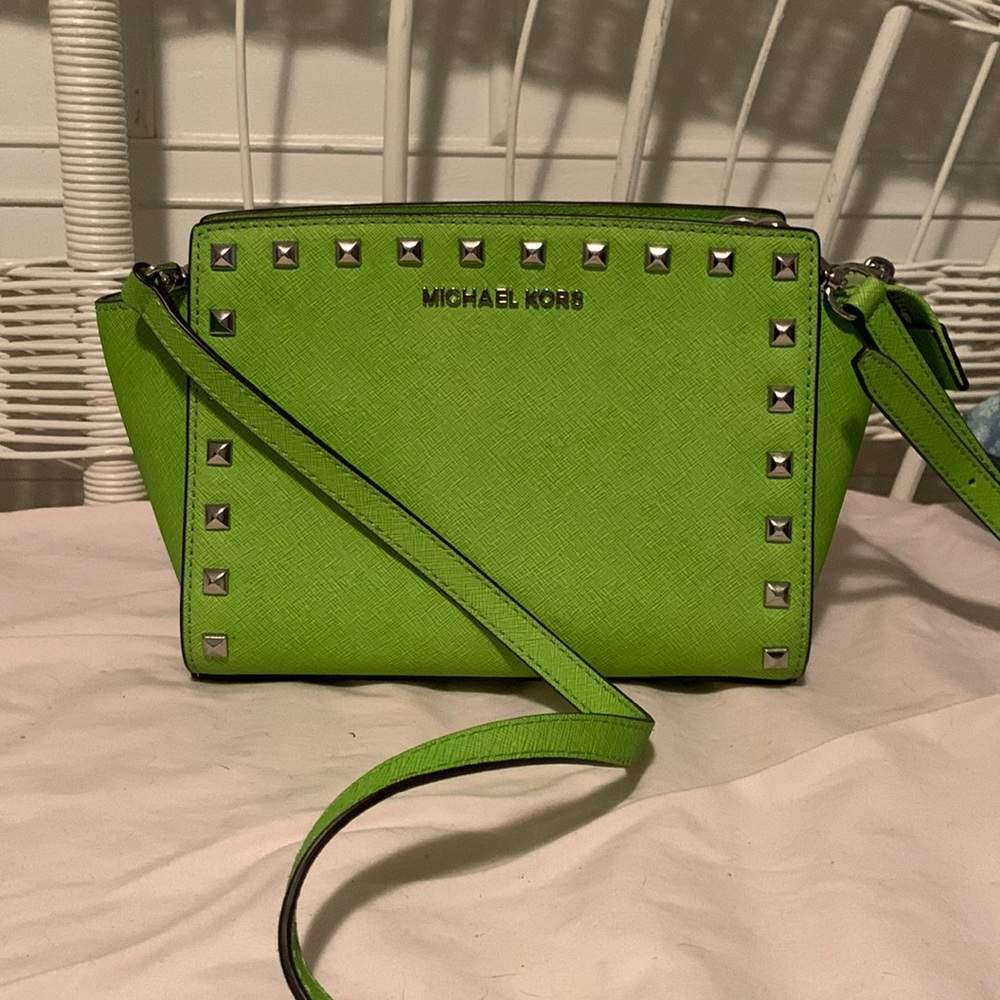 Green Michael Kors Purse EUC